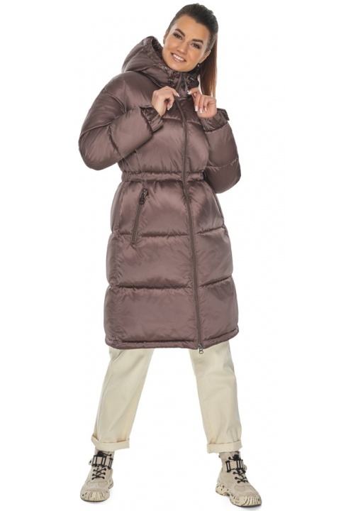 Курточка женская комфортная зимняя цвета сепии модель 57240 Braggart "Angel's Fluff" фото 1