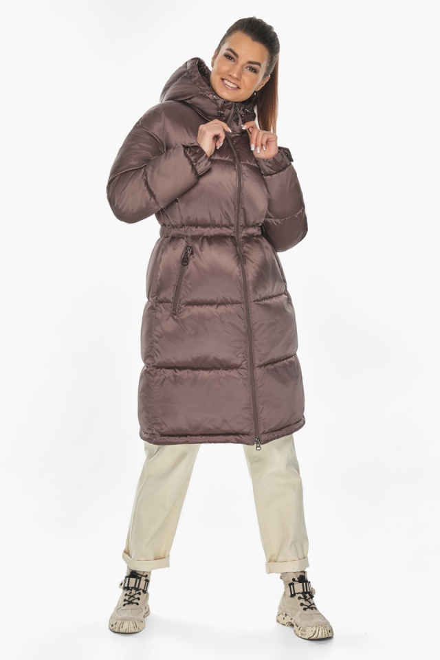 Курточка женская комфортная зимняя цвета сепии модель 57240 Braggart "Angel's Fluff" фото 2