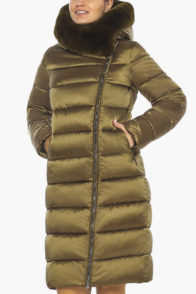 Комфортная зимняя женская куртка оливковая модель 31049 Braggart "Angel's Fluff" фото 7