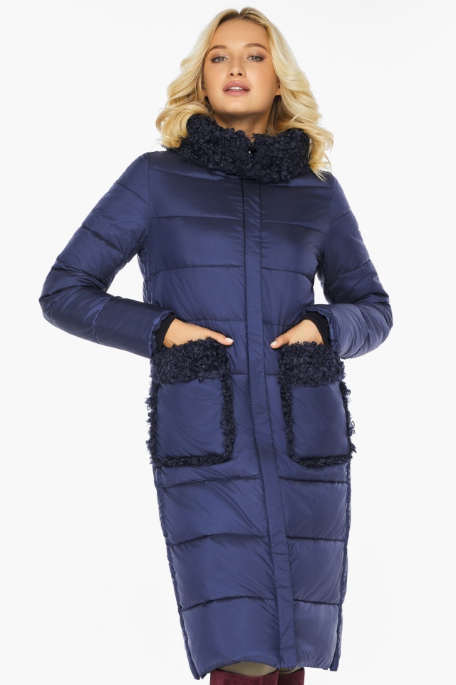 Куртка женская на молнии зимняя цвет синий бархат модель 47575 Braggart "Angel's Fluff" фото 4