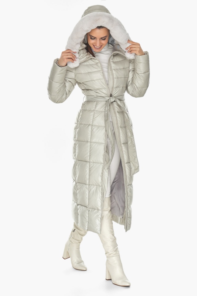 Жіноча довга зимова куртка колір платина модель 59485 Braggart "Angel's Fluff" фото 3