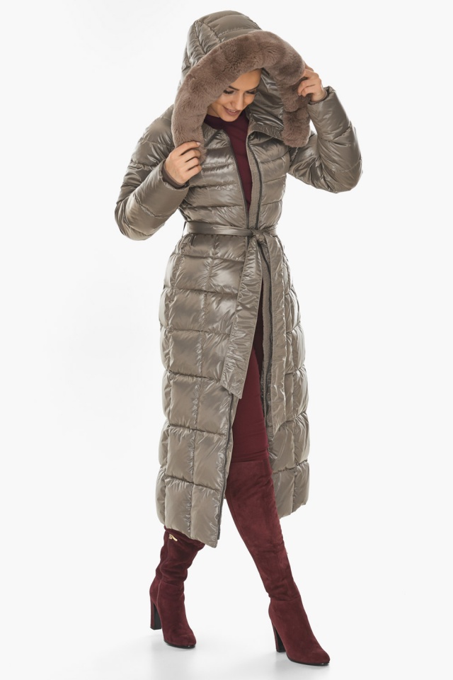 Женская зимняя куртка с манжетами цвет тауп модель 59485 Braggart "Angel's Fluff" фото 3