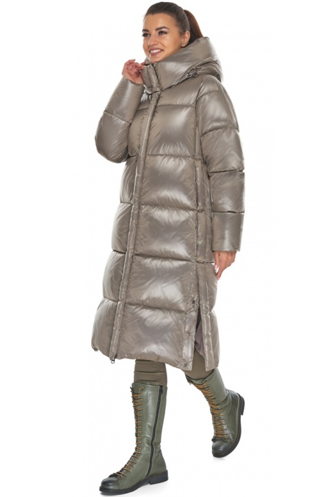 Женская зимняя тауповая куртка с манжетами модель 53631 Braggart "Angel's Fluff" фото 1