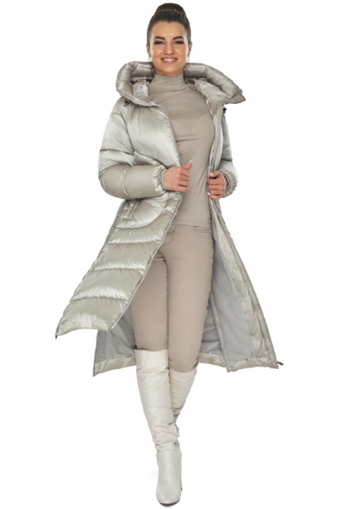 Курточка жіноча ніжного сандалового кольору модель 57260 Braggart "Angel's Fluff" фото 1