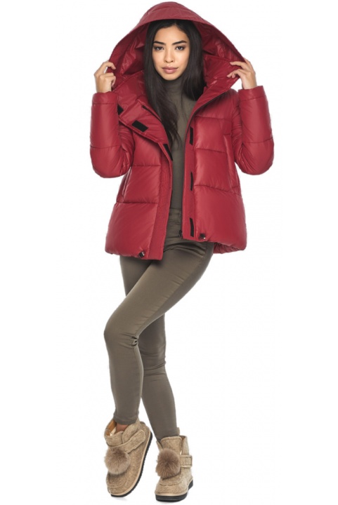 Красная осенняя женская куртка стильного пошива модель M6981 Moc – Ajento – Vivacana фото 1